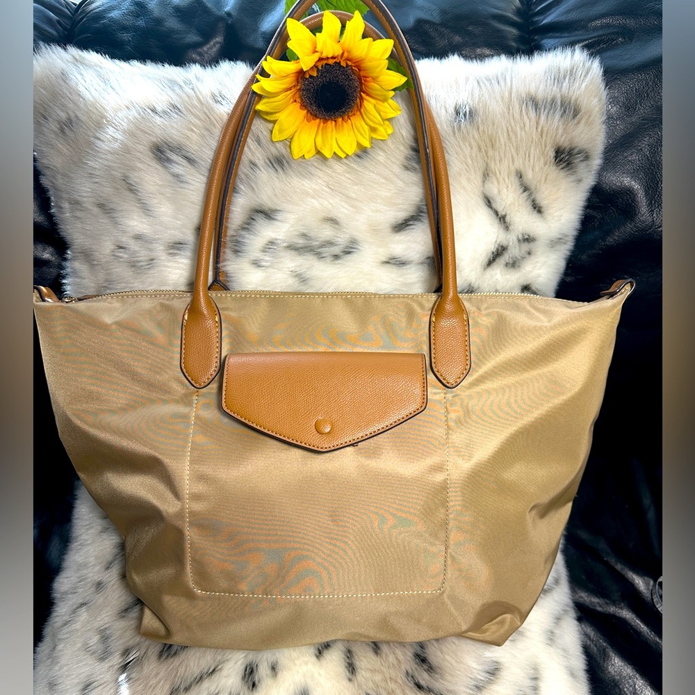 Banana Republic Elegant Tan Tote Bag